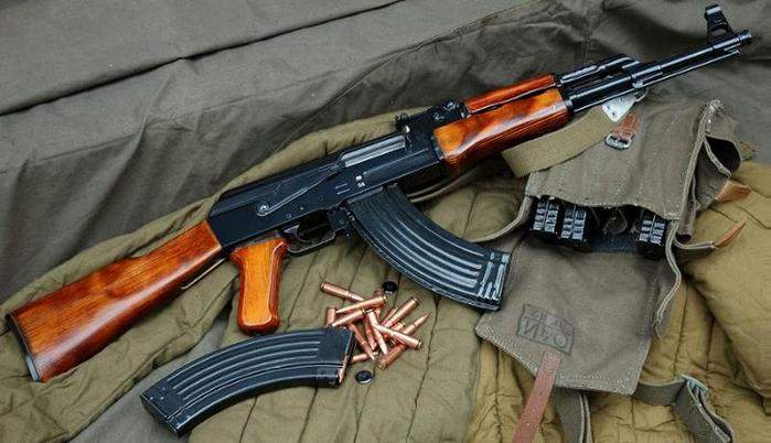 AK-47 Kalashnikov, Avtomat Kalašnikova 1947 goda